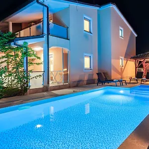 apartments-lara.in-istria.net/